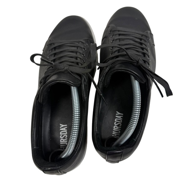 Thursday Everyday Men's Black Leather Sneakers Size 9.5 Wide - Picture 8 of 9